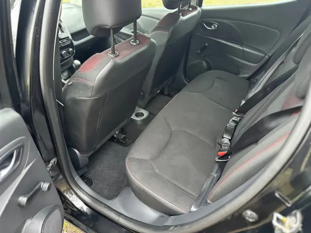 Renault Clio 1.2 16V apk t/m 13-02-2027 2014 Benzine 10