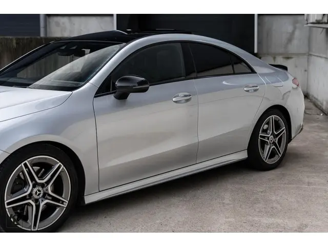 Mercedes-Benz CLA 200 Premium Plus 2020 Benzine 14