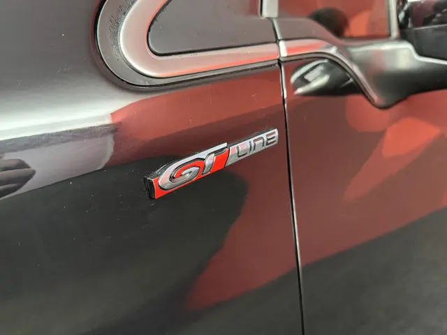 Peugeot 208 1.2 PureTech GT-line 2017 Benzine 24