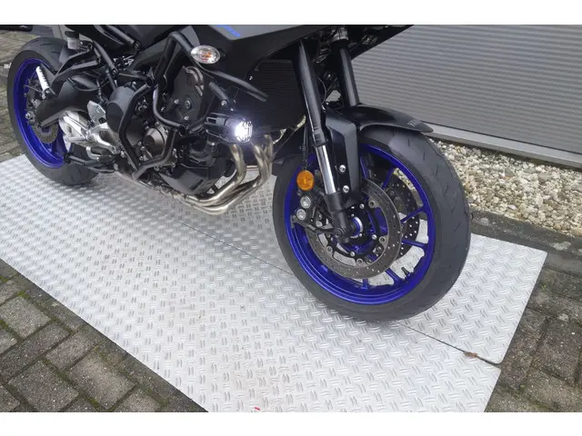 Yamaha TRACER 900 ABS 2018 Benzine 6