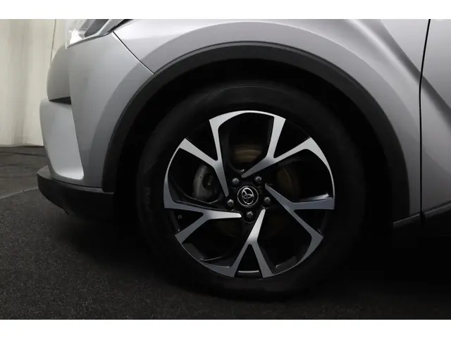 Toyota C-HR 1.8 Hybrid Active 2019 Hybride Benzine 9