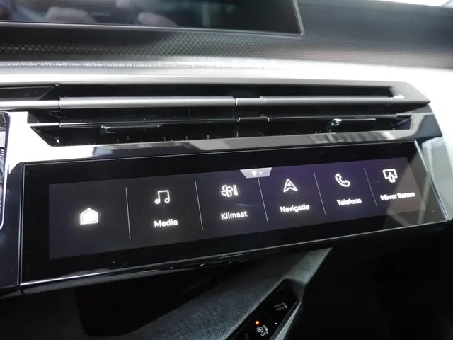 Peugeot 5008 1.2 Hybrid 136 GT 2026 Hybride Benzine 42