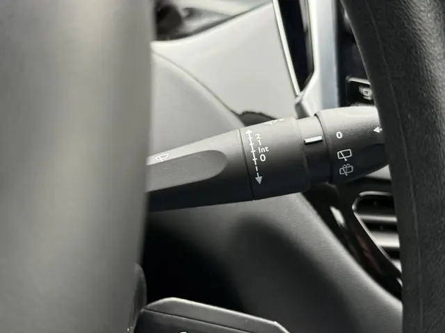 Peugeot 208 1.2 VTi Allure 2014 Benzine 21