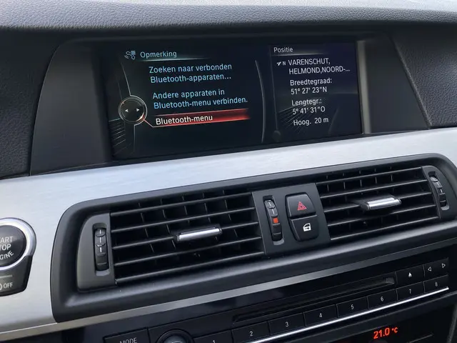 BMW 5 Serie Touring 520i 2013 Benzine 27