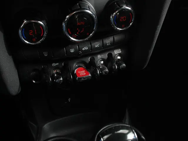 MINI Cooper Mini 1.5 Essential Trim 2022 Benzine 15