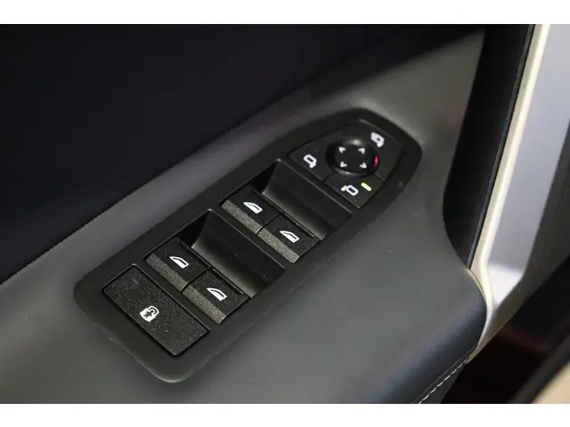 BMW iX xDrive40 2022 Elektrisch 24