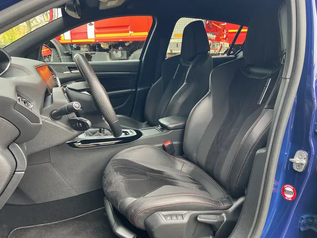 Peugeot 308 1.6 e-THP GTi 250 2016 Benzine 17