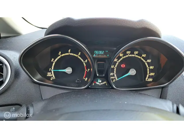 Ford Fiesta 1.0 Ambiente 2015 Benzine 18