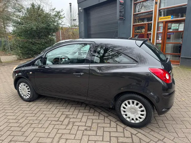 Opel Corsa 1.2 EcoFlex Selection 2013 Benzine 15