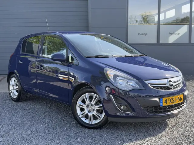 Opel Corsa 1.2-16V BlitZ 2014 Benzine 4
