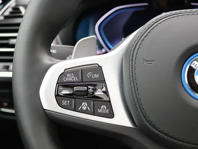 BMW X3 xDrive30e 2024 Hybride Benzine 14