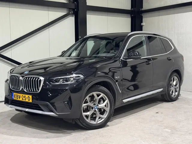 BMW X3 xDrive30e 2022 Hybride Benzine 28