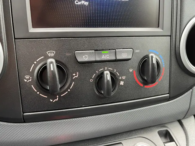 Peugeot Partner 1.6 BlueHDi 75 L1 Premium 2017 Diesel 21