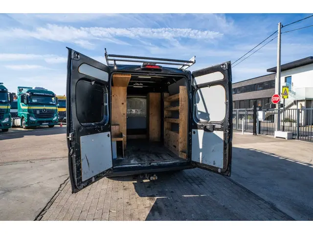 Peugeot Boxer 2.2 HDI 2020 Diesel 14