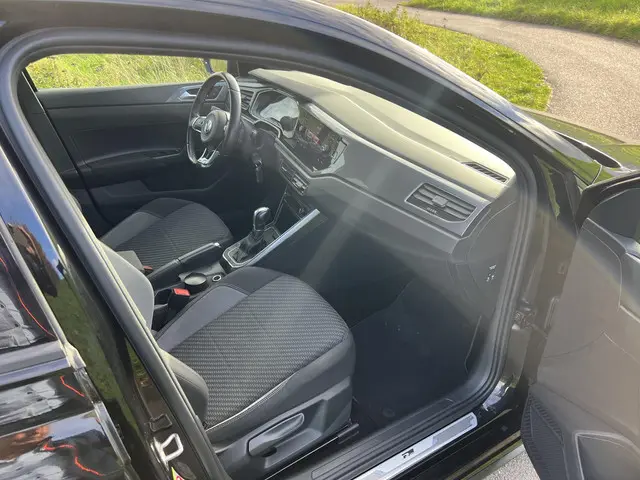 Volkswagen Polo 1.0 TSI R Line 2018 Benzine 7