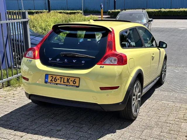Volvo C30 2.0 Advantage 2012 Benzine 6