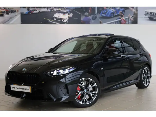 BMW 1 Serie 120 2025 Benzine 31