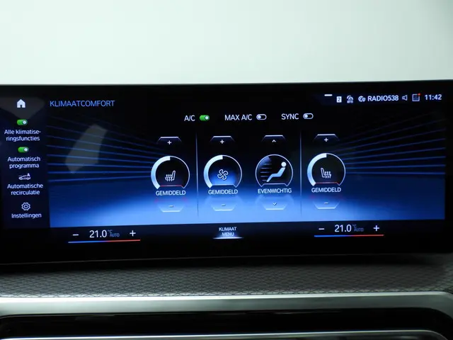 BMW 3 Serie Sedan 320e 2024 Hybride Benzine 35