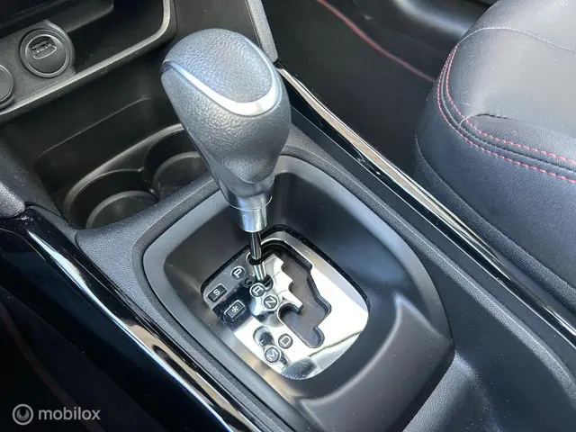 Peugeot 2008 1.2 PureTech GT-Line 2019 Benzine 14