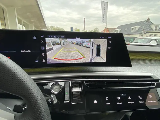 Peugeot 3008 Hybrid 136 GT 2025 Hybride Benzine 24