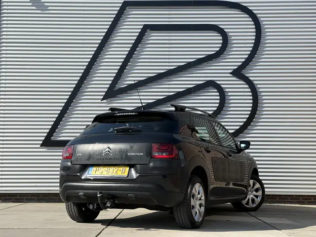 Citroën C4 Cactus 1.2 PureTech Business 2017 Benzine 3