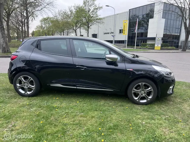 Renault Clio 0.9 TCe Authentique 2015 Benzine 4