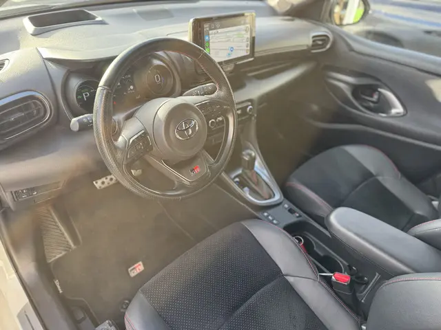 Toyota Yaris 1.5 Hybrid GR Sport 2023 Hybride Benzine 14