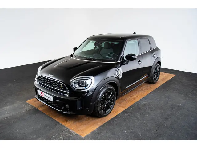 MINI Countryman Cooper SE ALL4 2022 Hybride Benzine 62