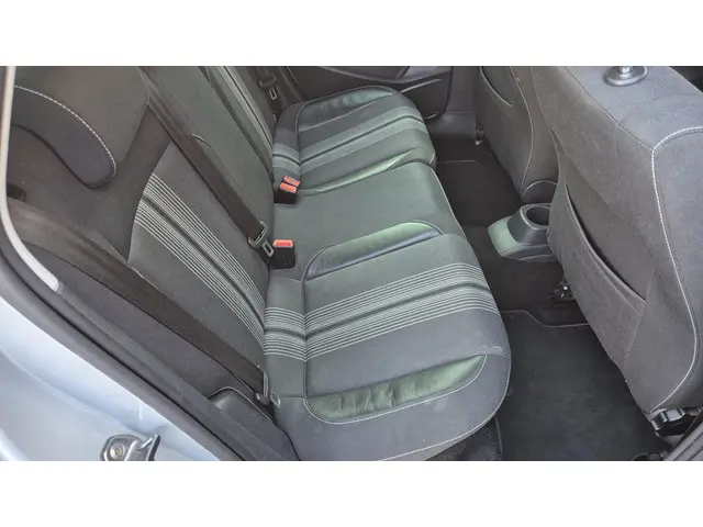 Volkswagen Polo 1.2 TSI Highline 2012 Benzine 12