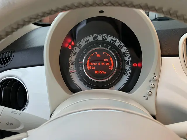 Fiat 500 1.2 Lounge 2017 Benzine 22