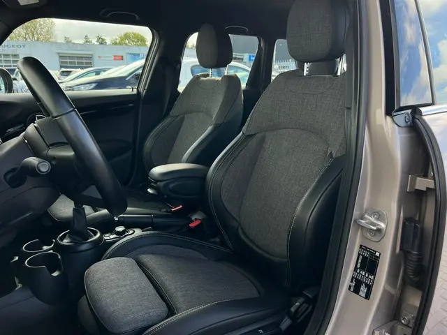 MINI Cooper 1.5 Business Edition 2021 Benzine 5