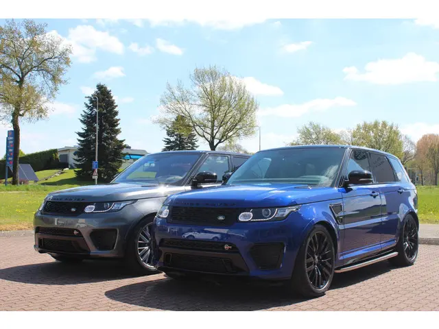 Land Rover Discovery Sport 2.0 Si4 4WD SE 2016 Benzine 32