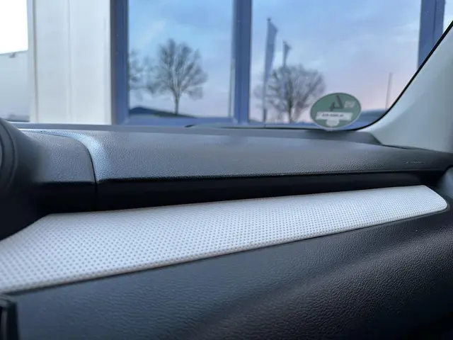 Suzuki Swift 1.2 SPORT Smart Hybrid 2020 Benzine 35