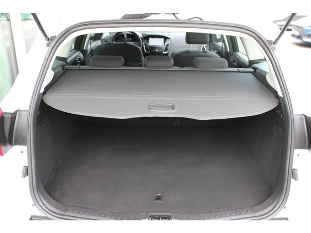 Ford Focus Wagon 1.0 EcoBoost Titanium 2018 Benzine 27