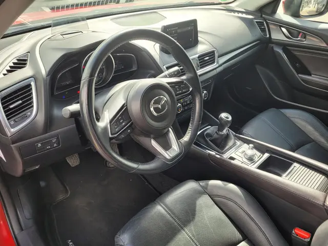 Mazda 3 2.0 SkyActiv-G 120 SkyLease 2017 Benzine 8