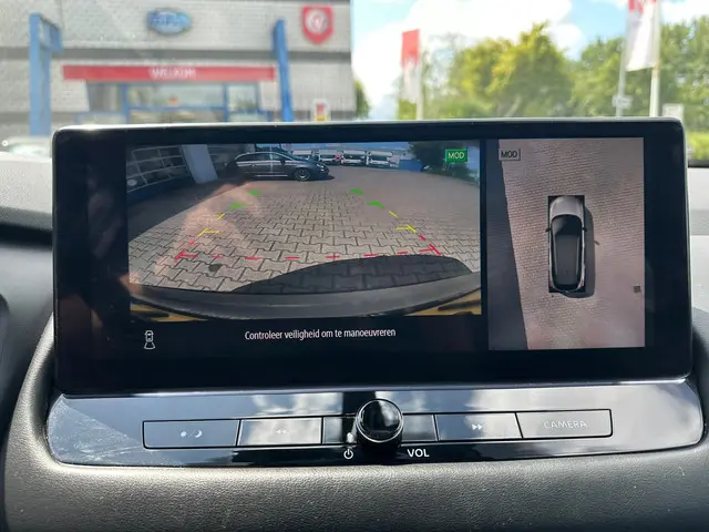 Nissan QASHQAI 1.3 MHEV Tekna 2023 Hybride Benzine 28