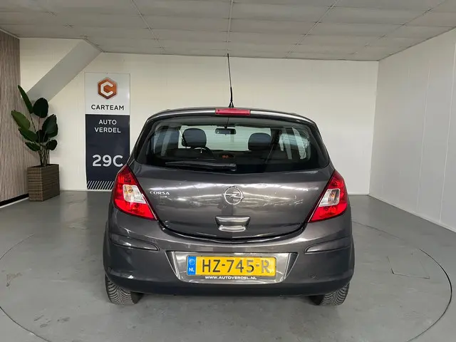 Opel Corsa 1.2-16V Berlin Airco, LMV, 5 deurs 2013 Benzine 9