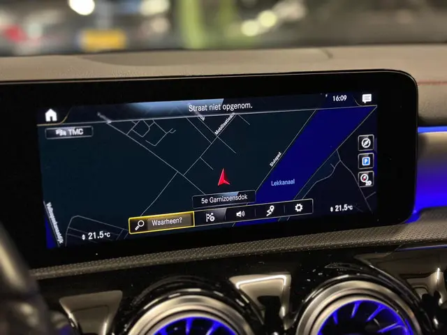 Mercedes-Benz CLA 180 AMG|PANO|SFEER|BOMVOL! 2022 Benzine 25