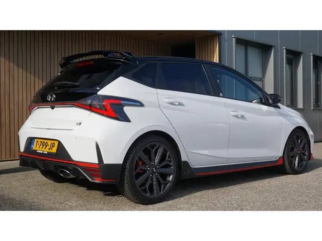 Hyundai i20 1.6 N-Performance 231pk & 378nm 2021 Benzine 5