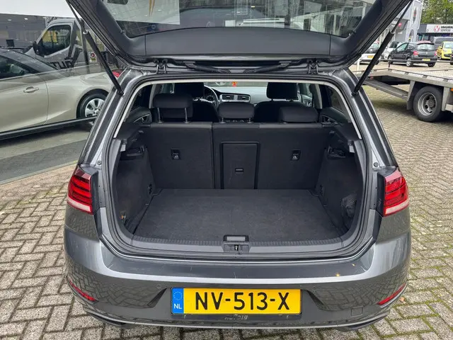 Volkswagen Golf 1.0 TSI Comfortline 2017 Benzine 13