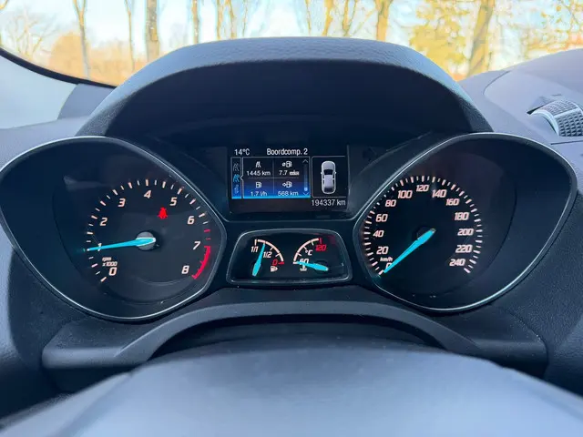 Ford Kuga 1.5 Trend Motor niet 100% 2016 Benzine 10