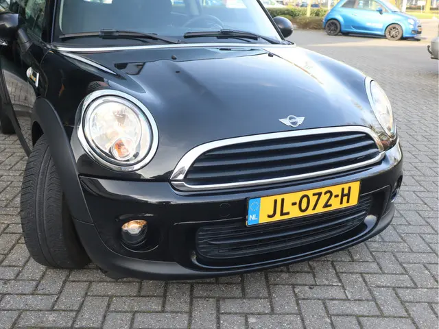 MINI One 1.6 2013 Benzine 11