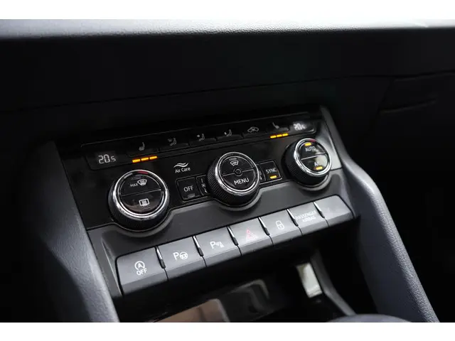 Škoda Karoq 1.5 TSI ACT Style 2021 Benzine 22