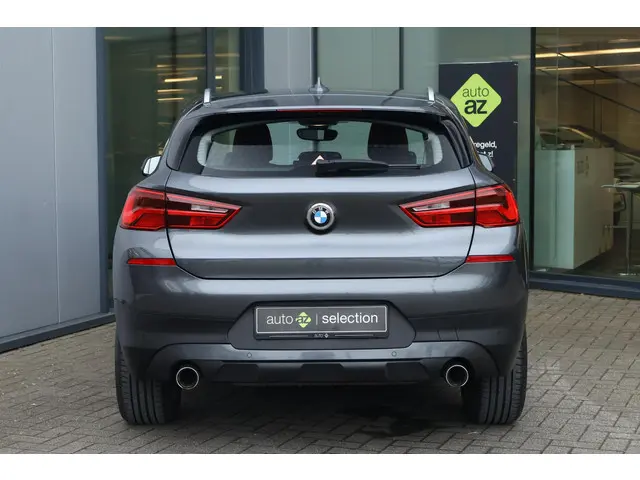 BMW X2 sDrive20i Executive 2018 Benzine 9