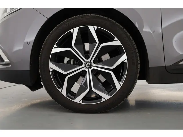 Renault Scénic 1.3 TCe Intens 2021 Benzine 32