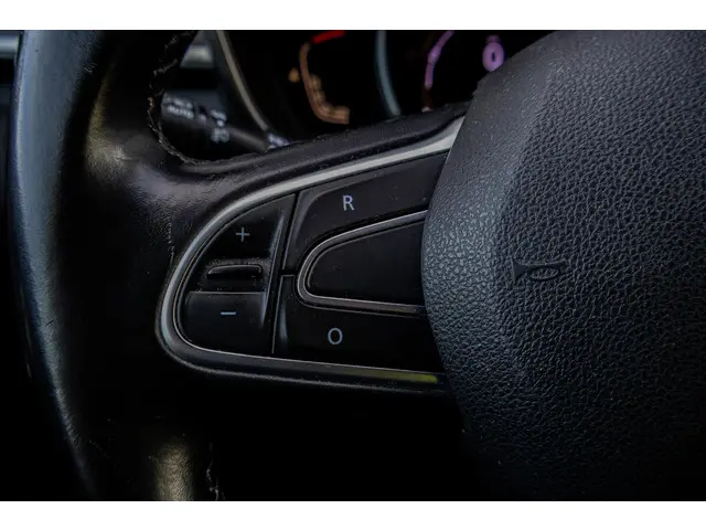 Renault Kadjar 1.6 TCe Bose 2018 Benzine 17