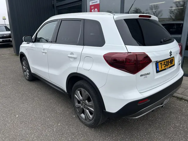 Suzuki Vitara 1.5 Hybrid Select 2023 Hybride Benzine 4