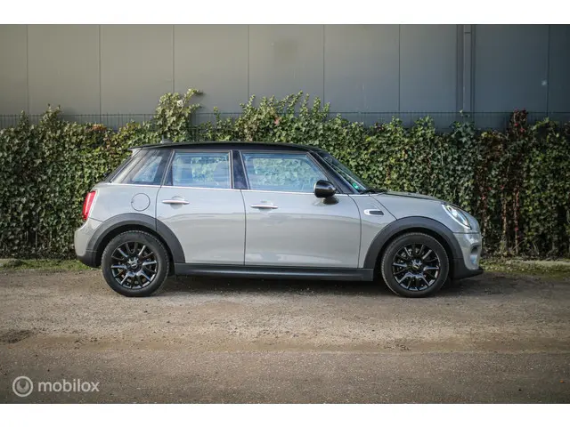 MINI Cooper Mini 1.5 Pepper 2019 Benzine 8
