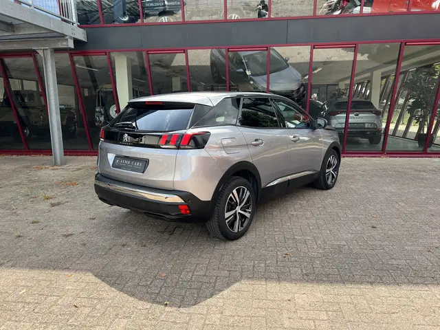 Peugeot 3008 1.6 e-THP GT Line 2017 Benzine 3