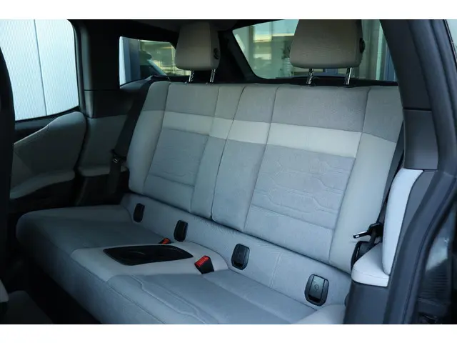 BMW i3 Basis Comfort 22 kWh 2015 Elektrisch 12